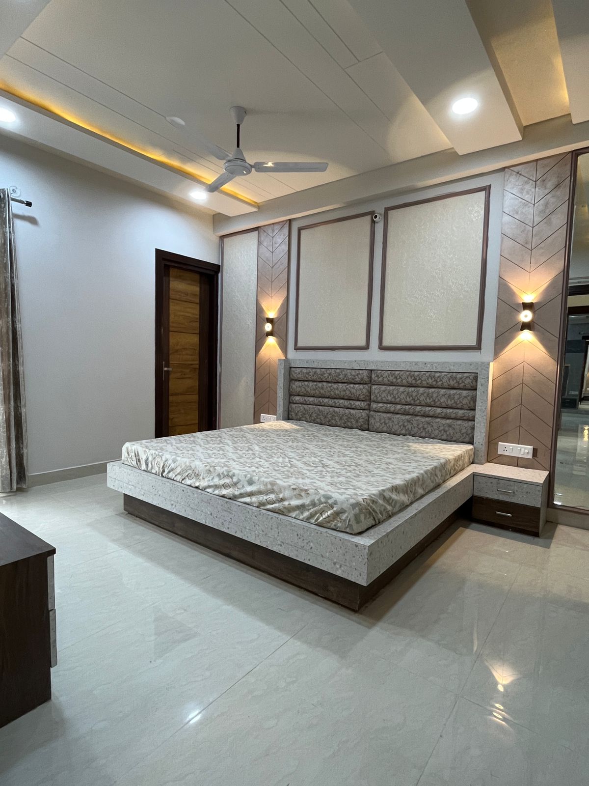 2/3 BHK Luxurious Flat near by Vijay Path at Mansarovar, Jaipur