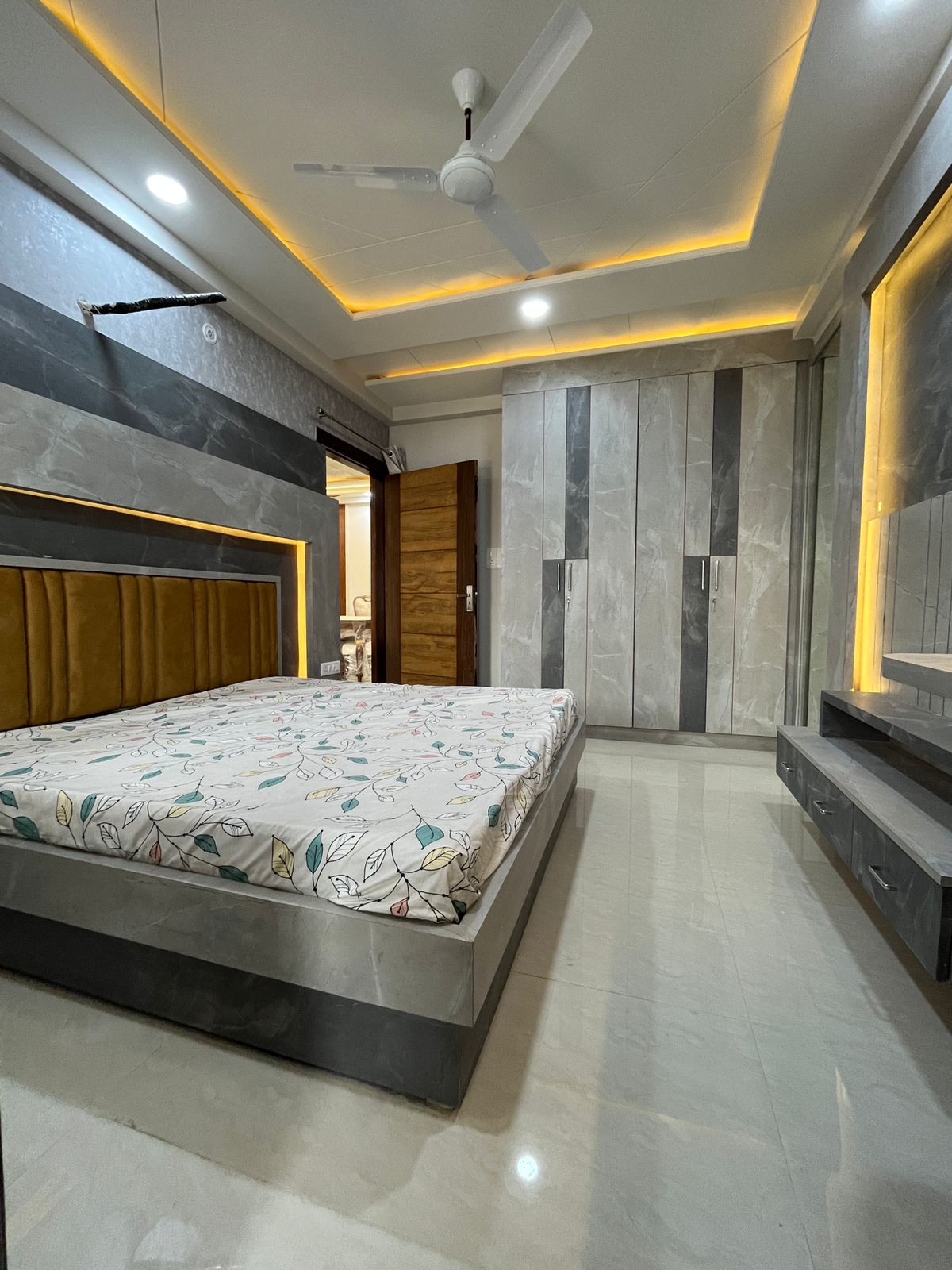 2/3 BHK Luxurious Flat near by Vijay Path at Mansarovar, Jaipur
